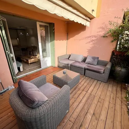 Magnifique 2 Terrasse Et Parking Apartamento Saint-Tropez